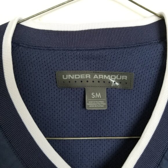 Under Armour V-Neck Windbreaker Athletic Pullover - Picture 7 of 10